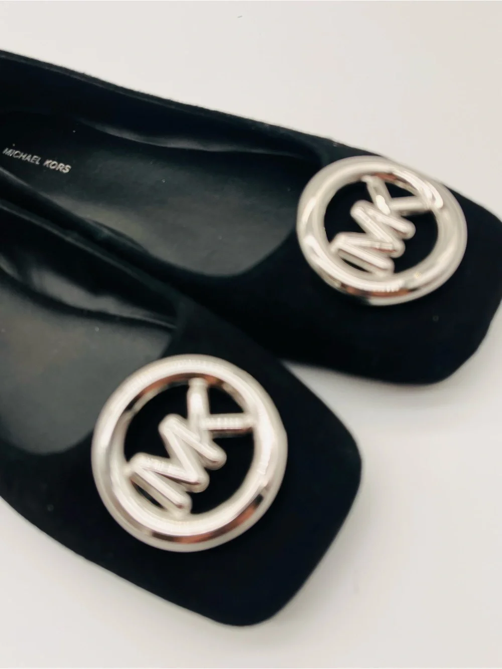 Michael Kors Black Fulton Flex Ballet Suede Flats Silver Logo Size 9 SlipOn